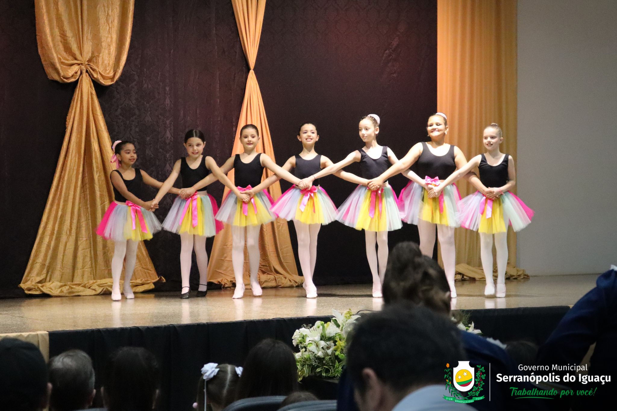 4º Festival de Dança 4º Festival de Dança