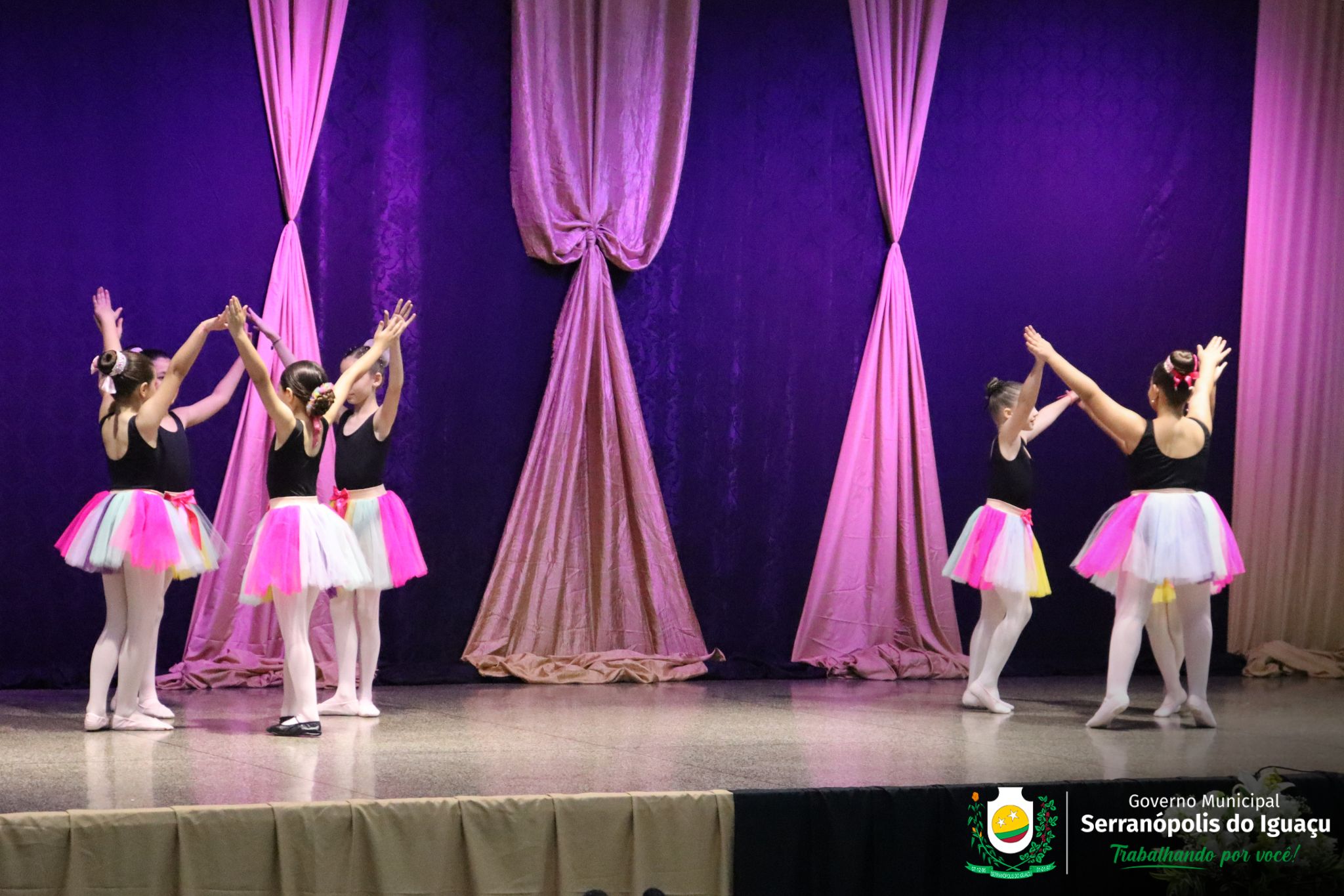 4º Festival de Dança 4º Festival de Dança