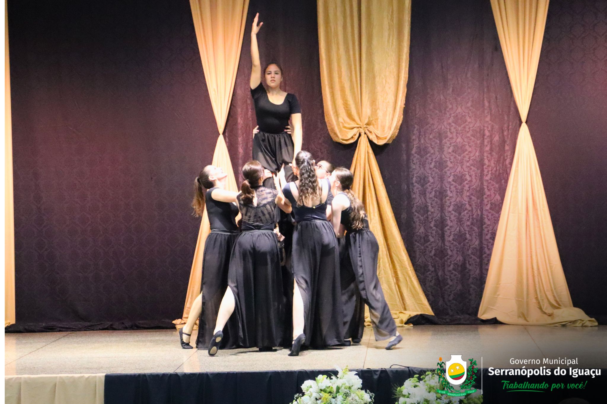 4º Festival de Dança 4º Festival de Dança