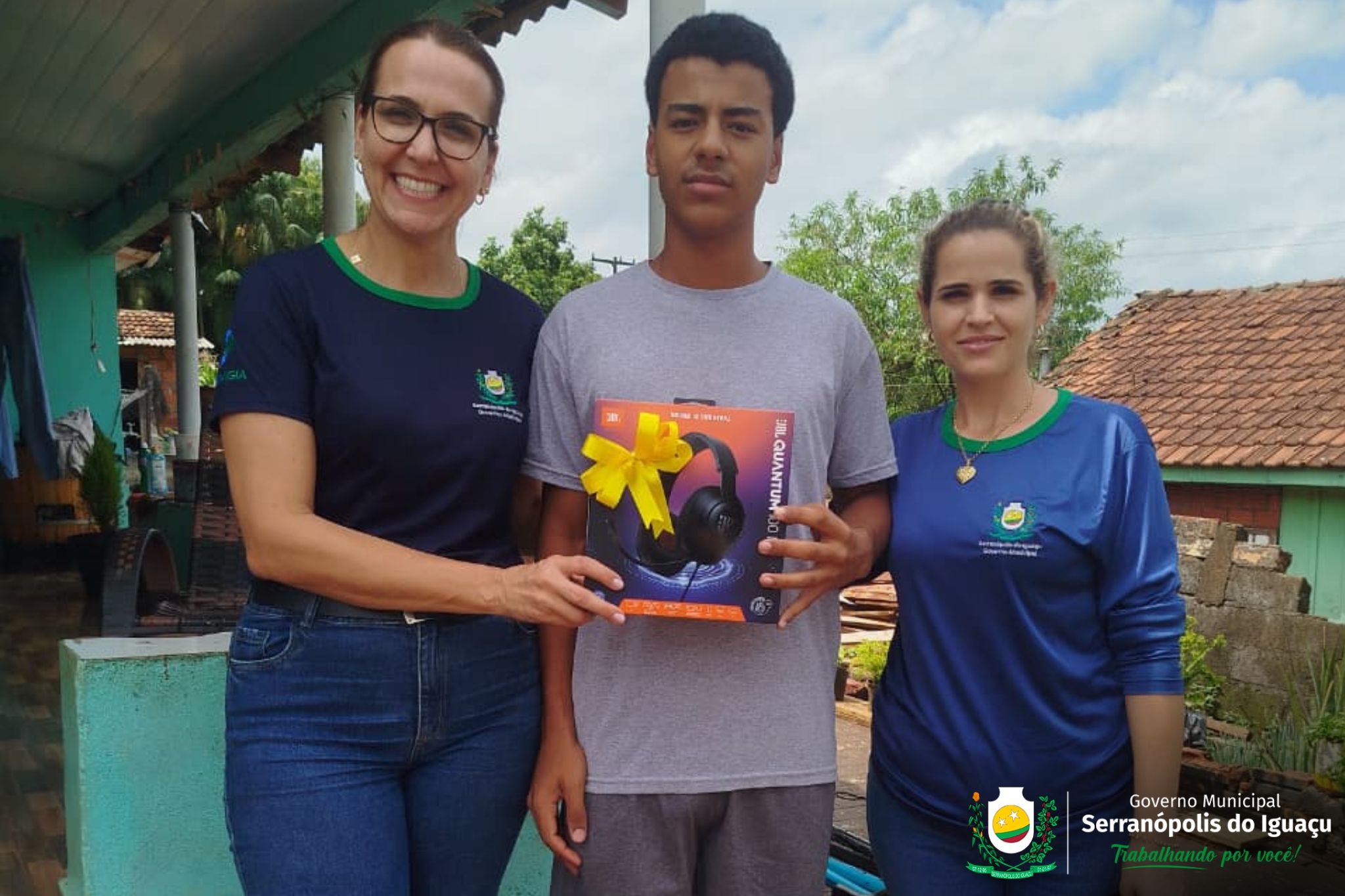 Premiação realizada para aqueles que não puderam estar presentes no momento Premiação realizada para aqueles que não puderam estar presentes no momento