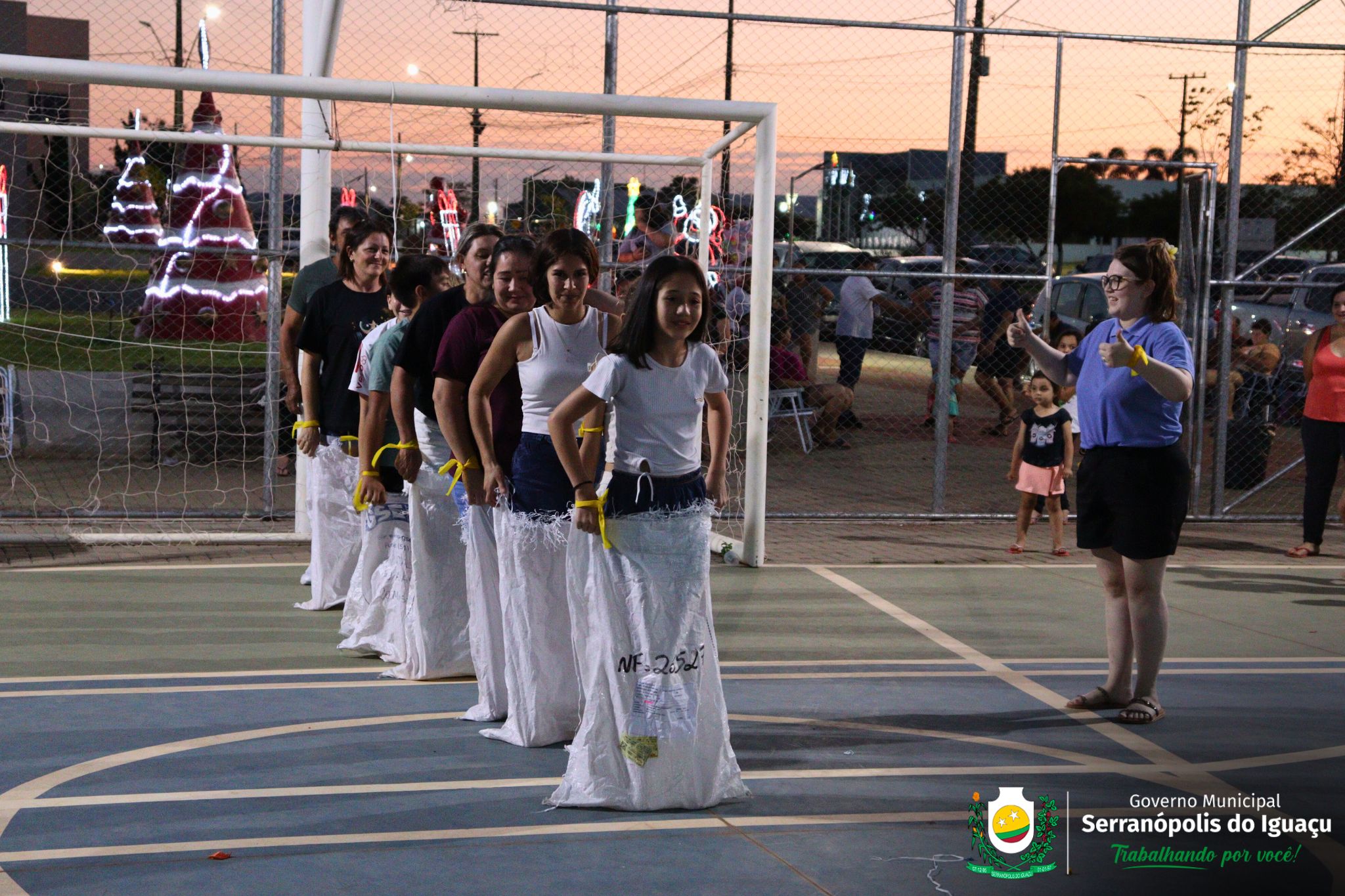 Governo Municipal realiza confraternização dos grupos atendidos pelo CRAS Governo Municipal realiza confraternização dos grupos atendidos pelo CRAS