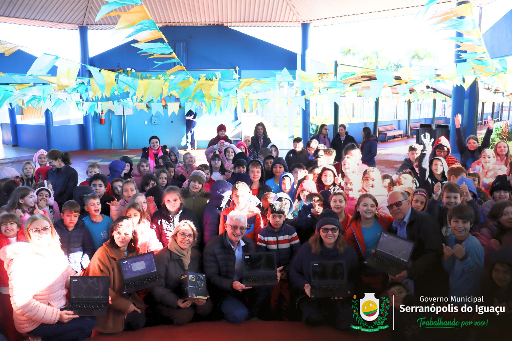 Escola Municipal Serranópolis do Iguaçu recebe Chromebooks e amplia acesso à tecnologia na educação
