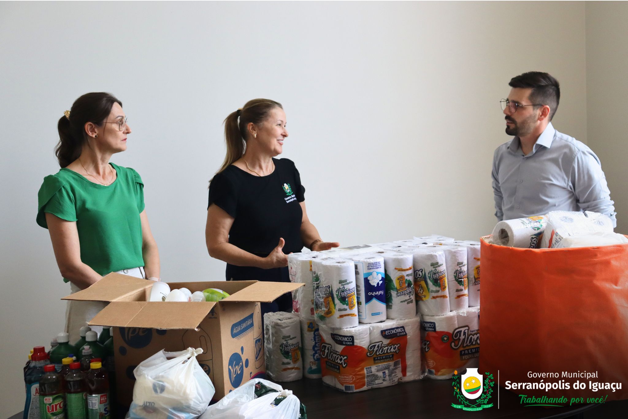 CRAS recebe doações da Cresol e reforça parceria em prol da comunidade de Serranópolis do Iguaçu