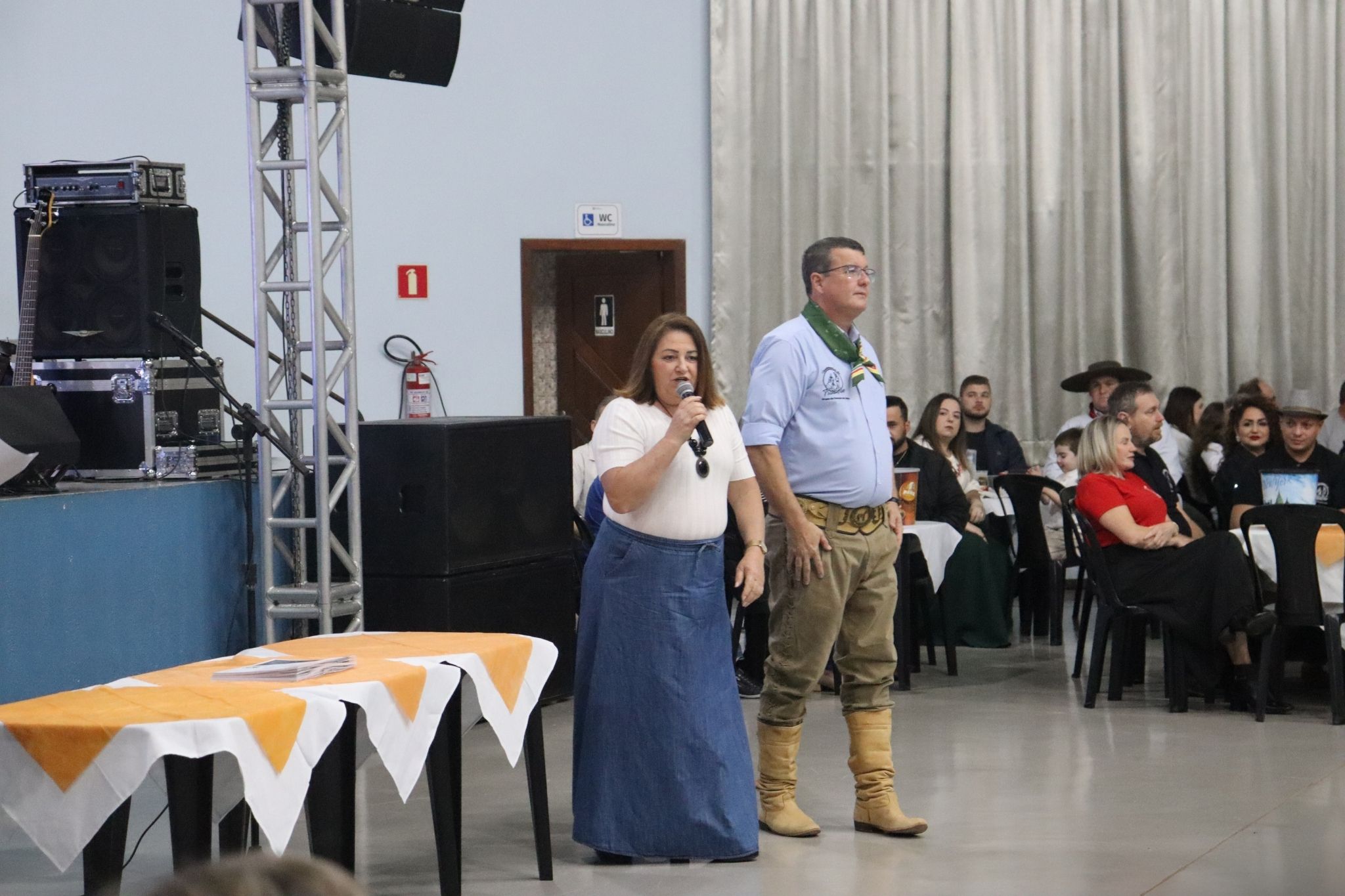 Fotos Encerramento Curso de Dança de Salão Fotos Encerramento Curso de Dança de Salão