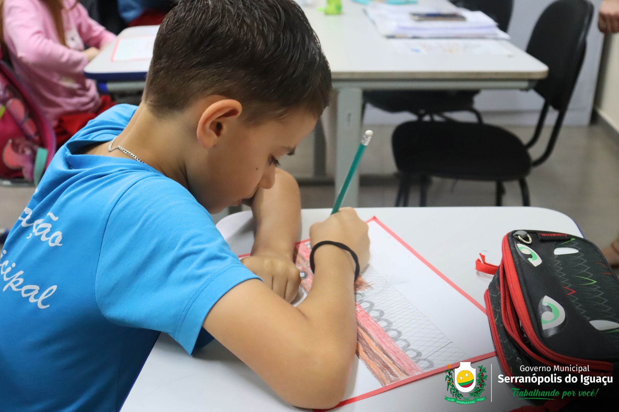 Ideia de jerico: alunos do 4º ano B imaginam suas próprias versões de jericos para disputar no Arrancadão