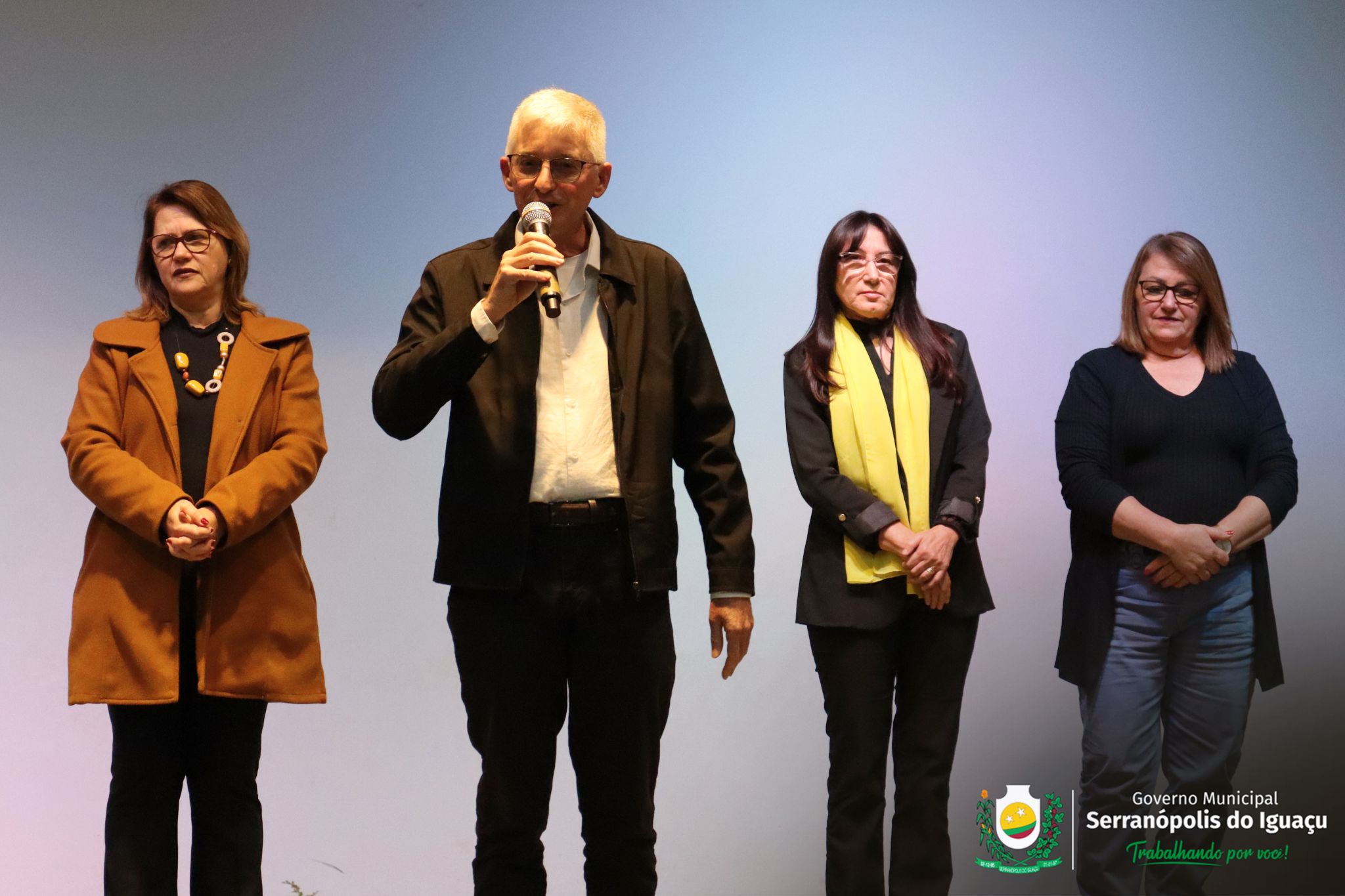 Corais celebram os 29 anos do Coral Municipal de Serranópolis do Iguaçu Corais celebram os 29 anos do Coral Municipal de Serranópolis do Iguaçu