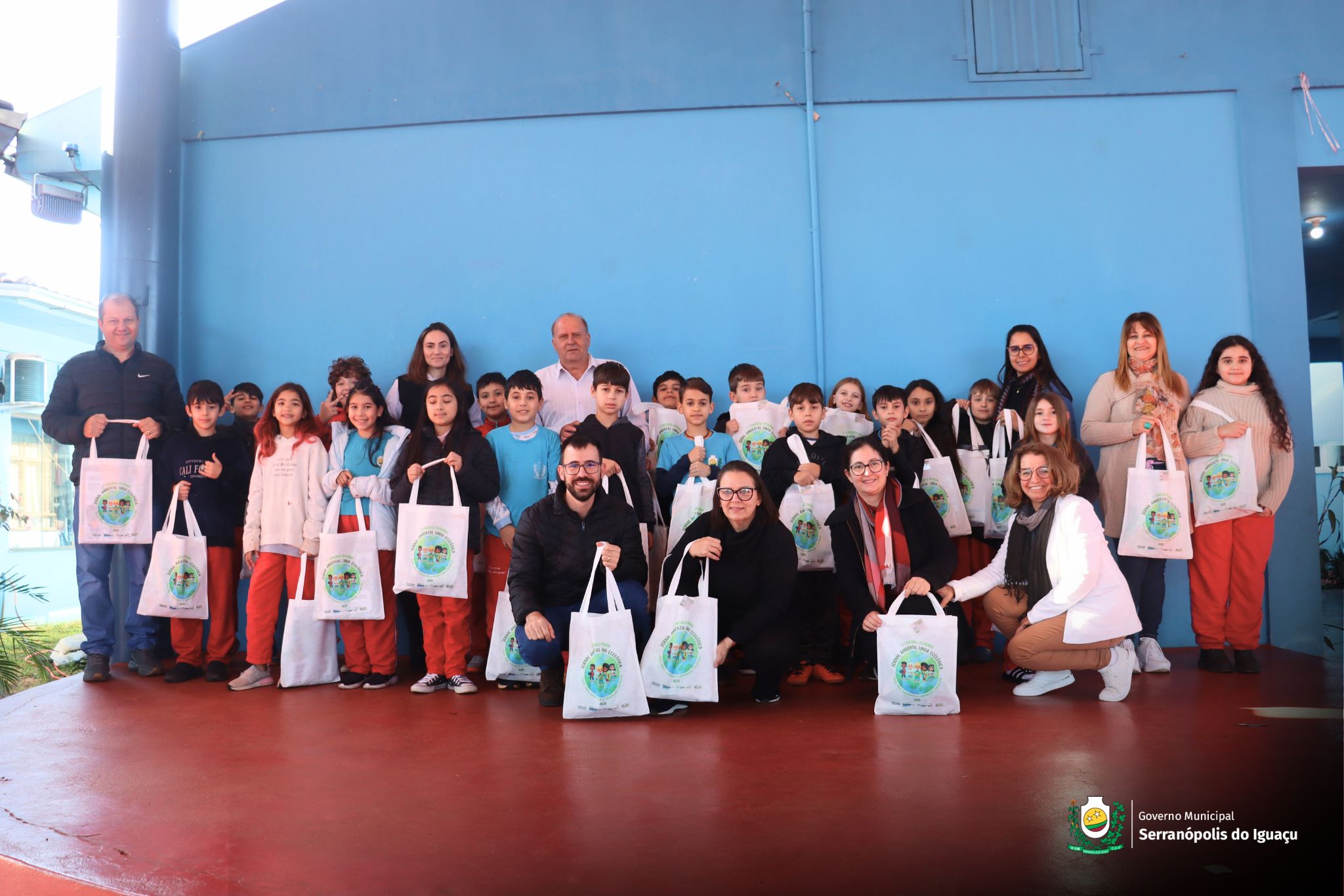 Alunos do 4º ano são premiados por participação no Concurso Jornal Ambiental Linha Ecológica