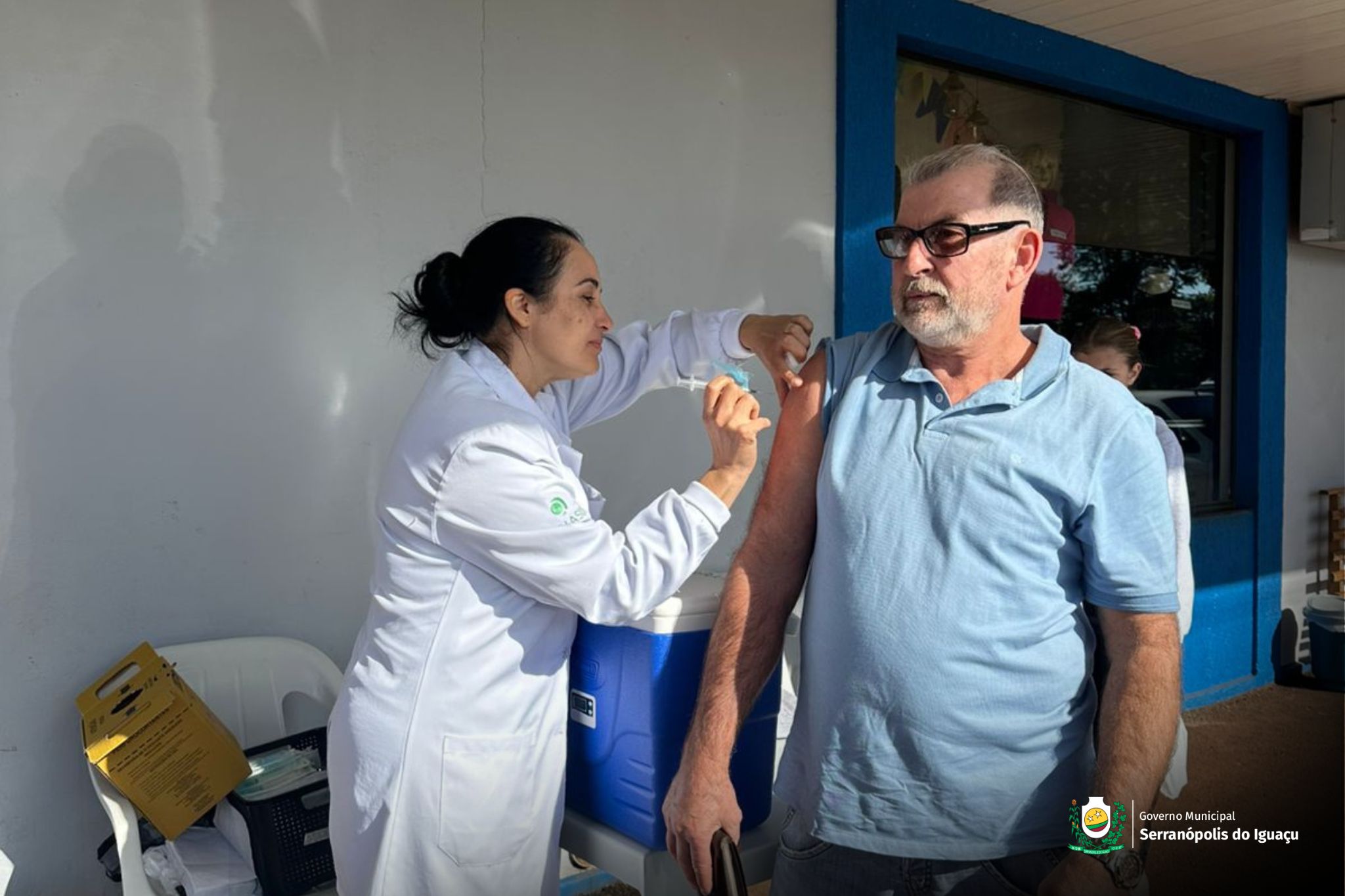 Governo Municipal realiza vacinação contra a gripe em locais estratégicos para ampliar cobertura vacinal